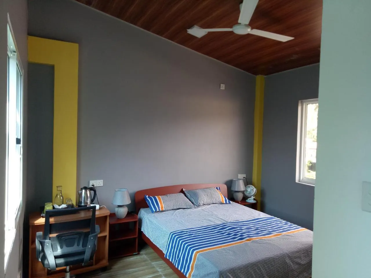 ** Guest house This Is It Airport Hotel And Restaurant Negombo Sri Lanka