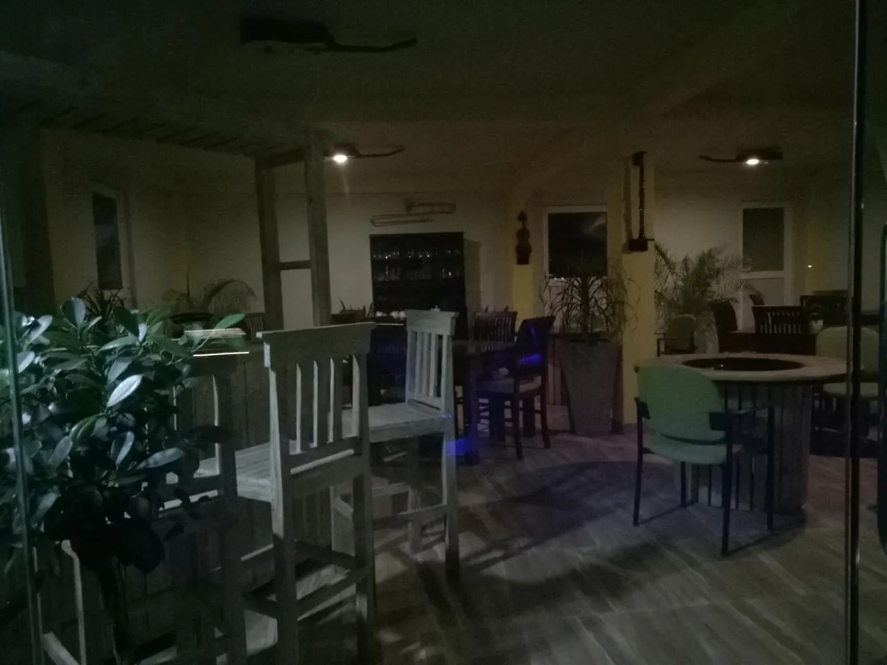 This Is It Airport Hotel And Restaurant Negombo