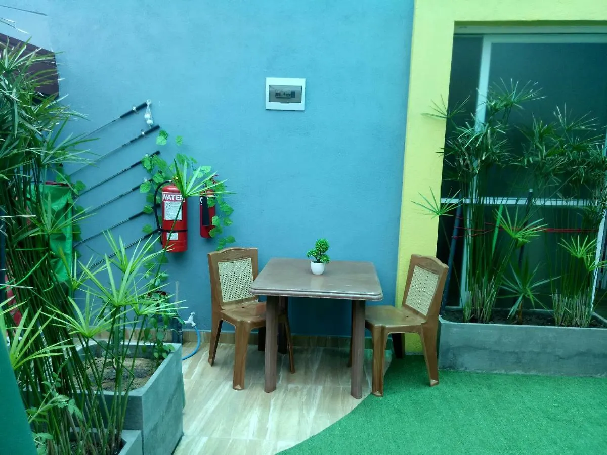 This Is It Airport Hotel And Restaurant Negombo Guest house