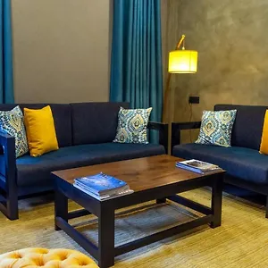 Aparthotel Cinnamon Tan Boutique